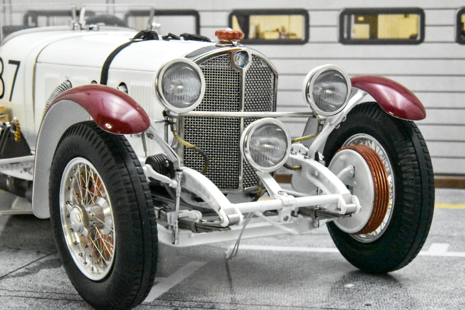 CMC M-055 Mercedes-Benz SSKL, Mille Miglia, 1931 No. 1137 | TR Collectibles