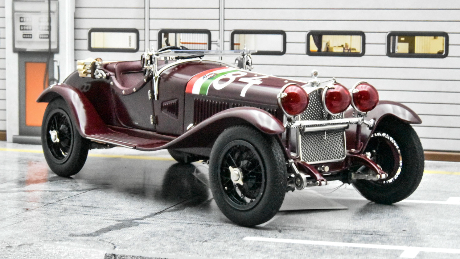 CMC M-141 Alfa Romeo 6C 1750 GS, 1930 Mille Miglia Nuvolari 84