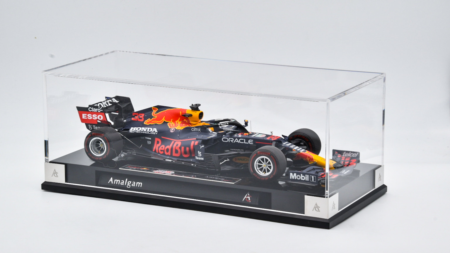 Amalgam M6211-SC1 Red Bull RB16 - Max Verstappen | TR Collectibles